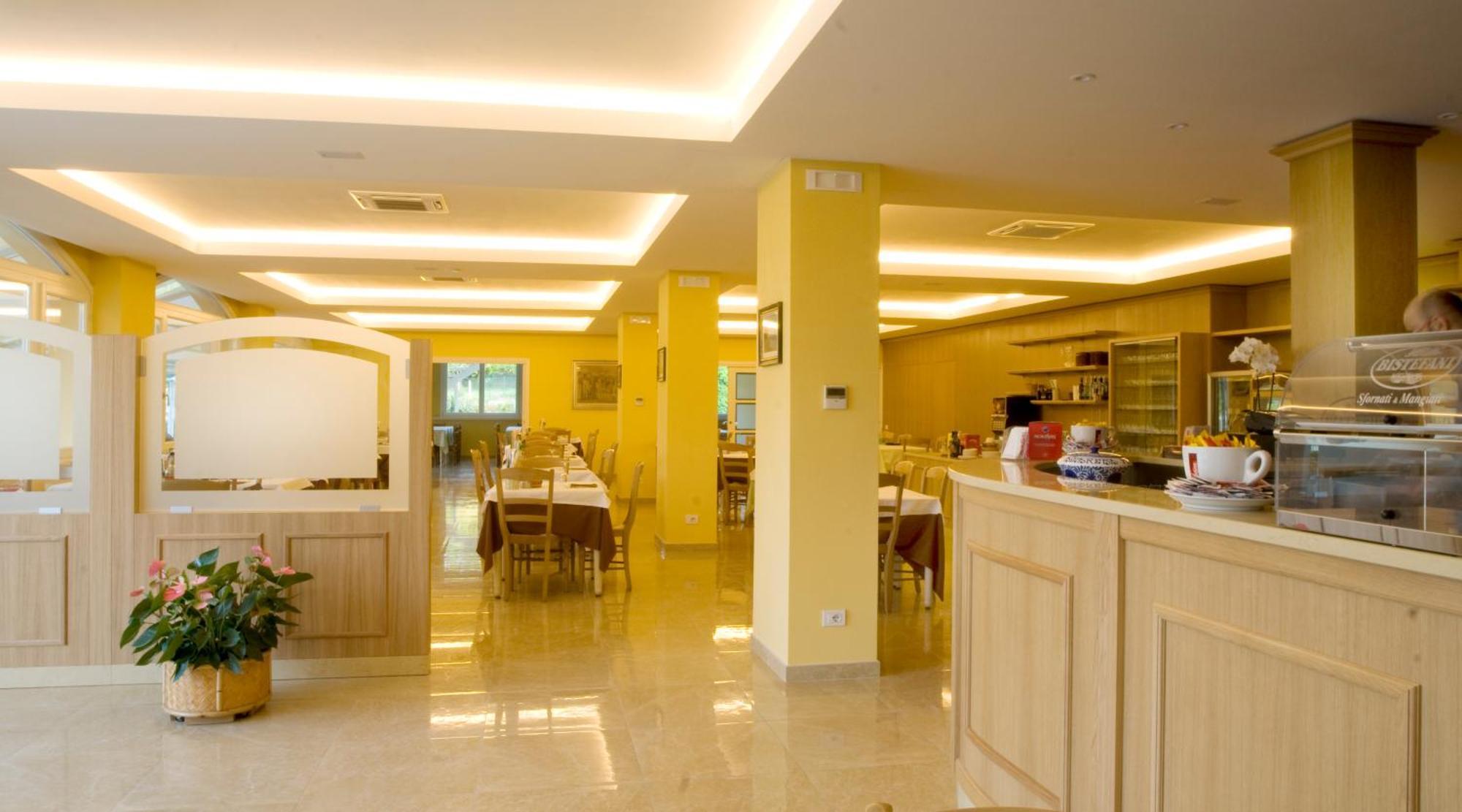 Hotel Panoramica Salò Eksteriør billede