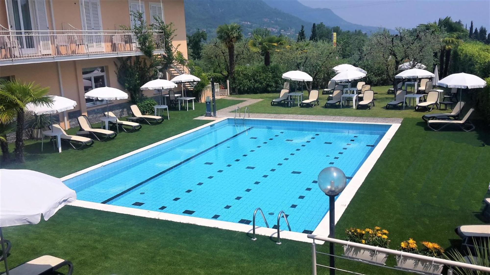 Hotel Panoramica Salò Eksteriør billede